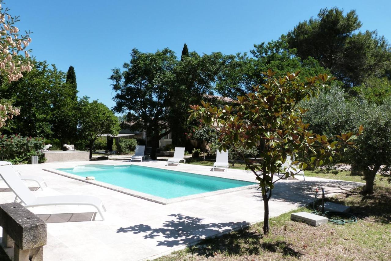 Le Mas Du Lac Saint-Remy-de-Provence Ngoại thất bức ảnh
