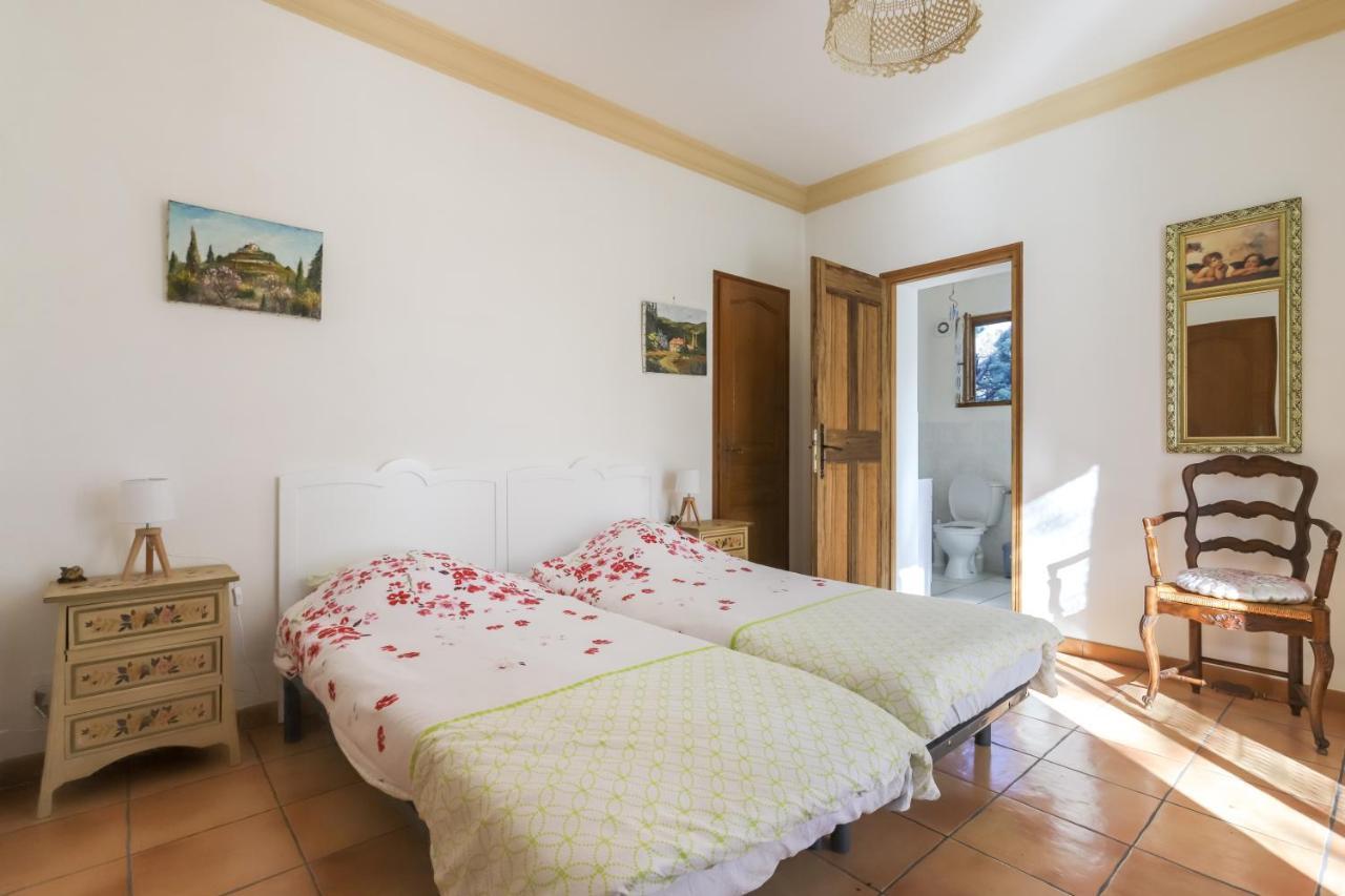 Le Mas Du Lac Saint-Remy-de-Provence Ngoại thất bức ảnh