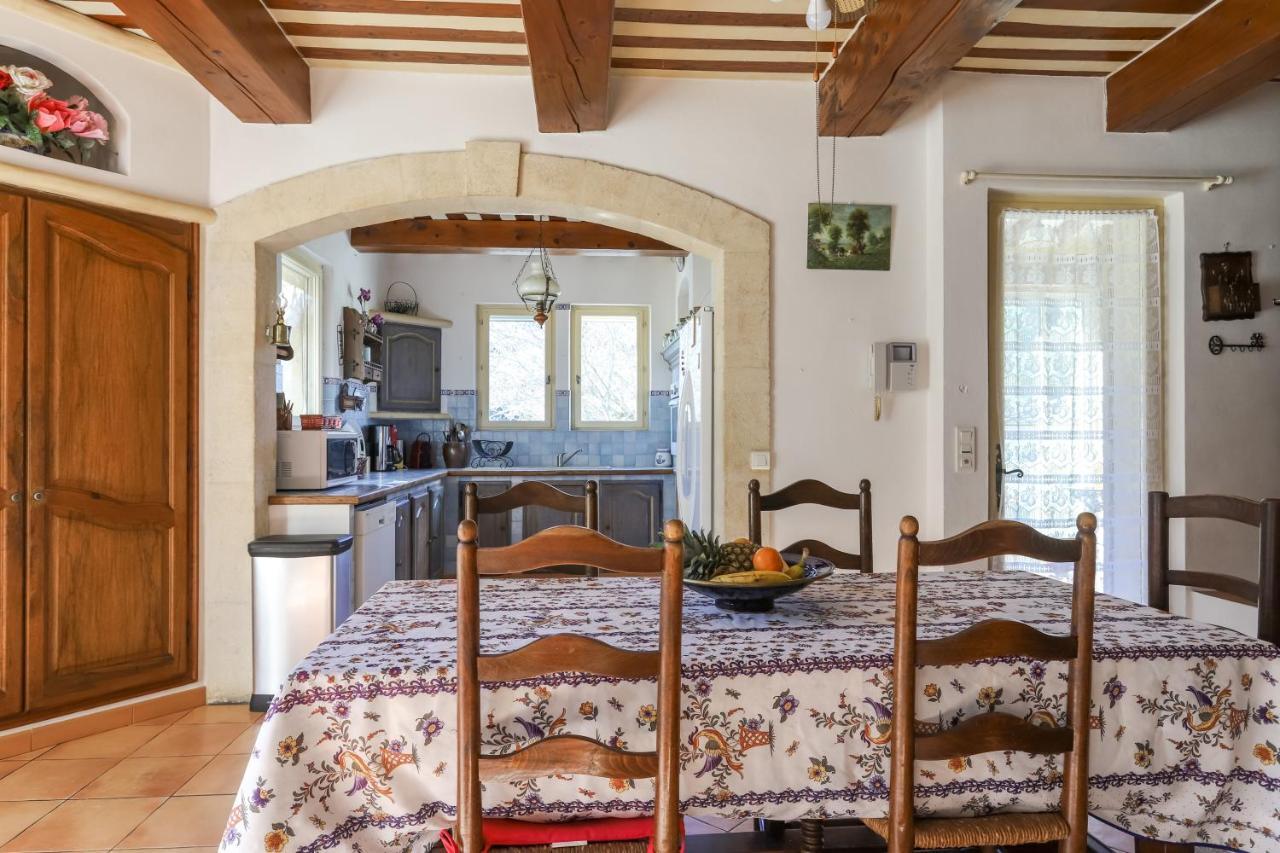 Le Mas Du Lac Saint-Remy-de-Provence Ngoại thất bức ảnh