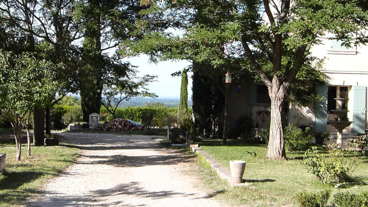 Le Mas Du Lac Saint-Remy-de-Provence Ngoại thất bức ảnh