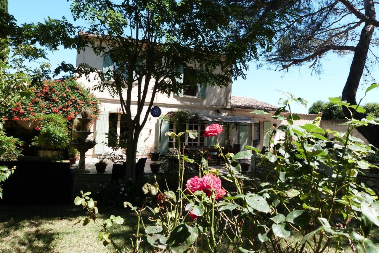 Le Mas Du Lac Saint-Remy-de-Provence Ngoại thất bức ảnh