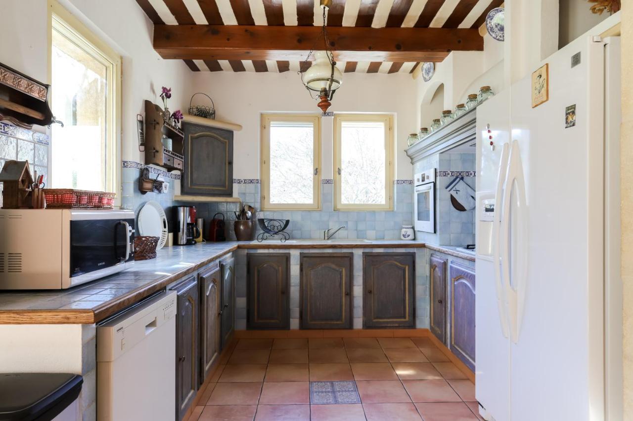 Le Mas Du Lac Saint-Remy-de-Provence Ngoại thất bức ảnh